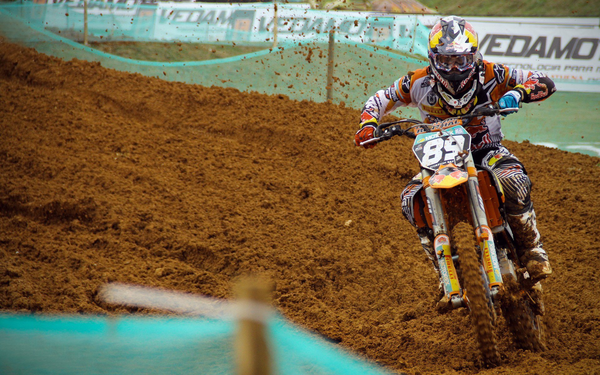 莱万多夫斯基惊艳闪耀,独行侠未来可期
